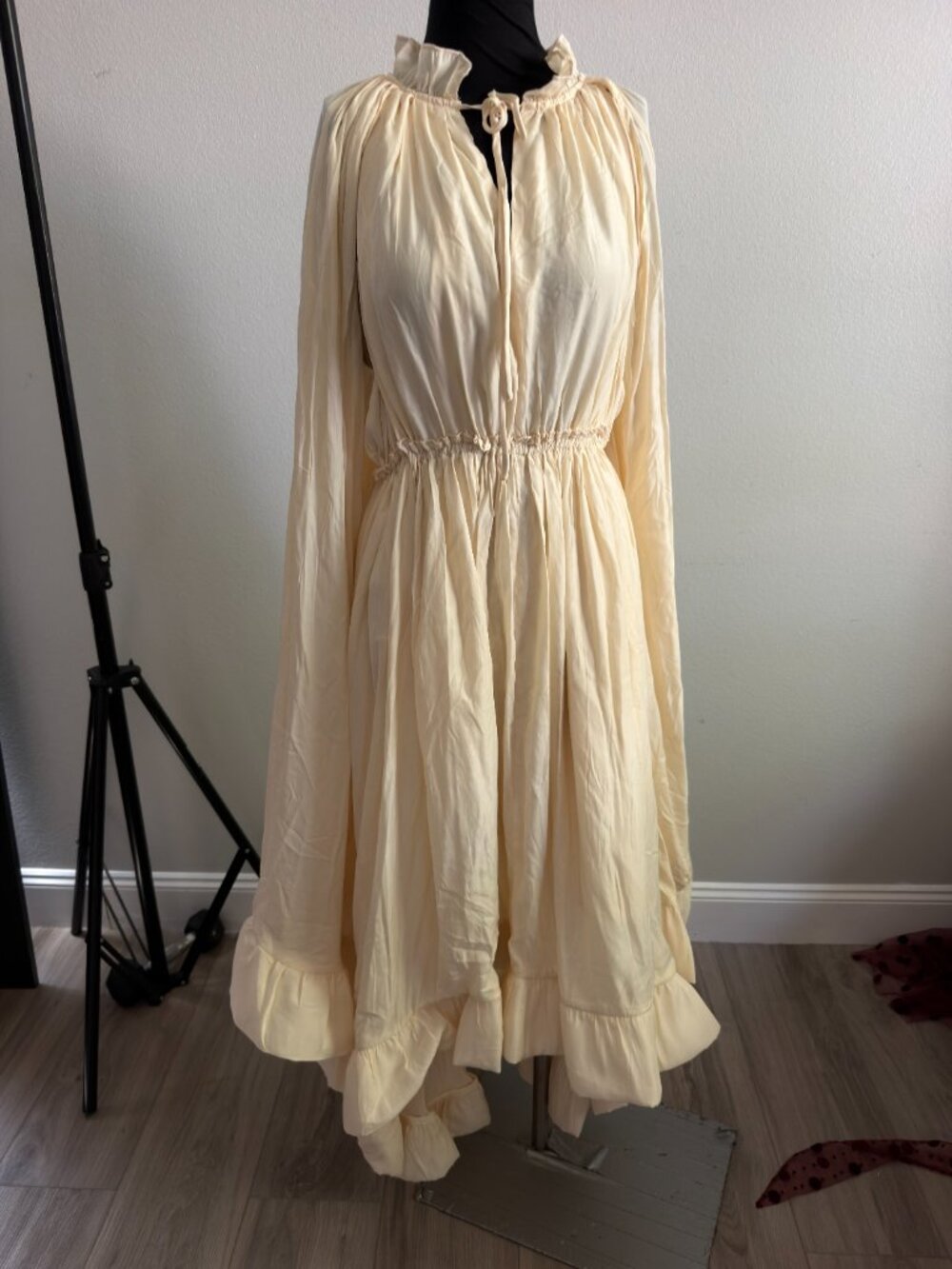Dress - Picture 10 of 12